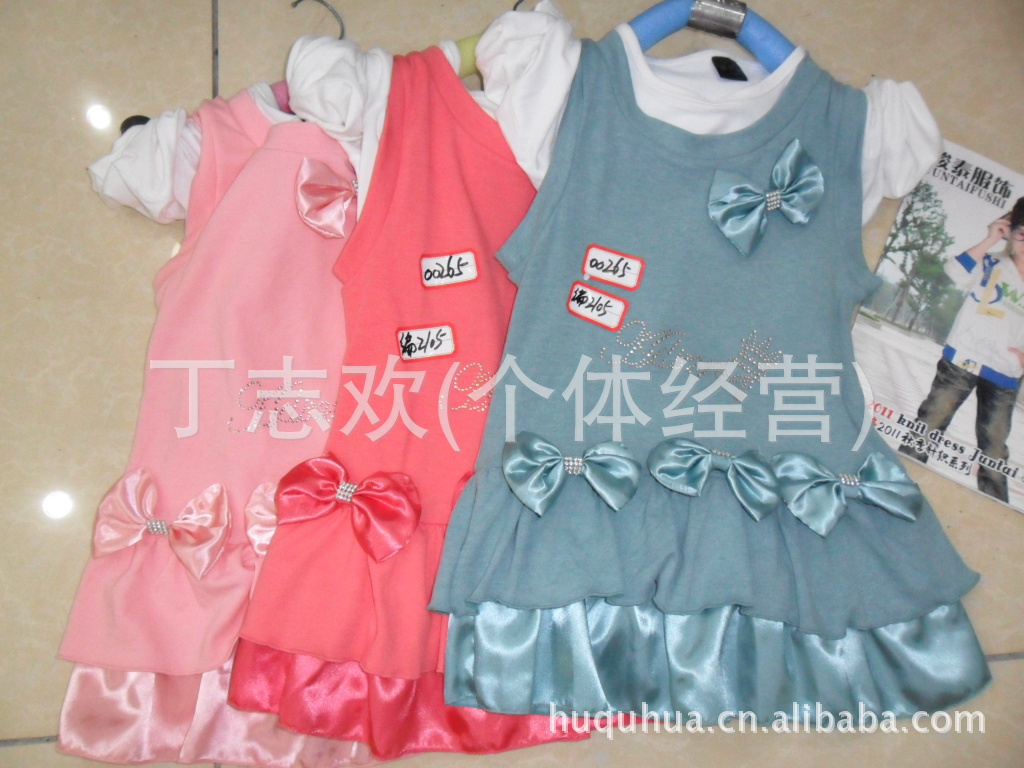 【2011秋装;3-10岁女孩<em>时装马甲</em>韩版裙批发:女