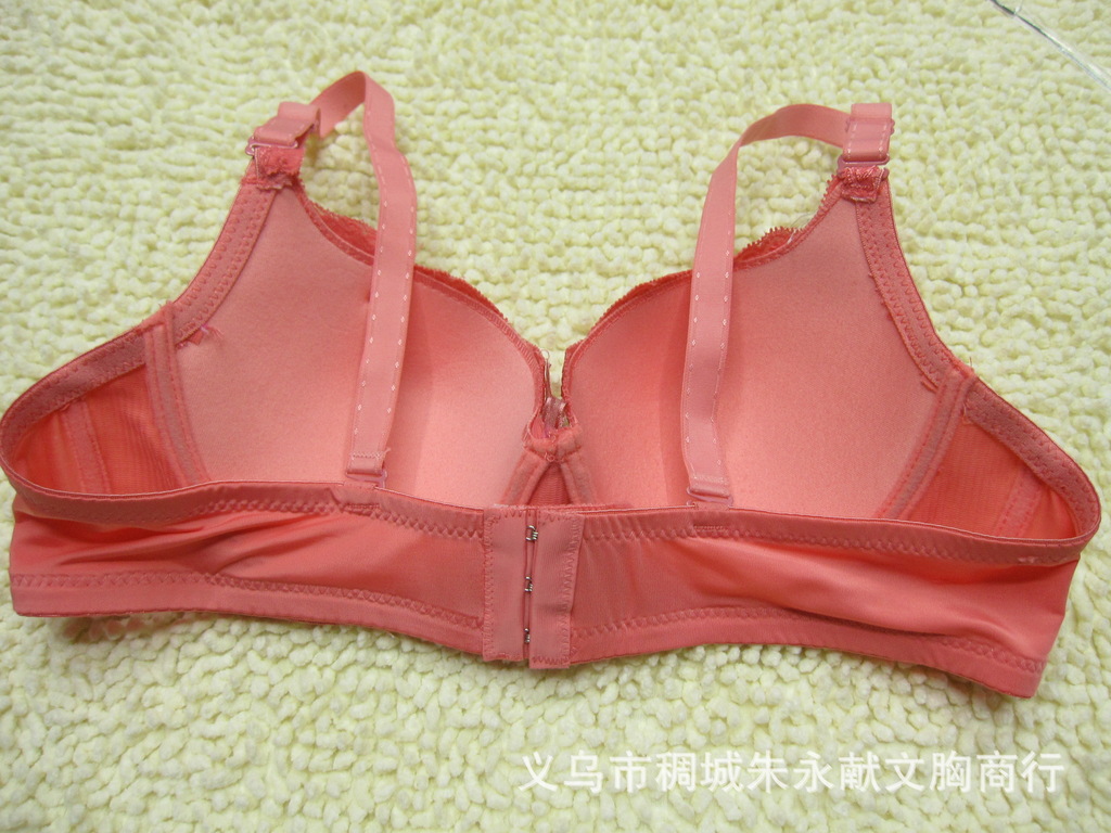 批发采购<em>文胸</em>-<em>三排扣文胸</em>整单库存批发 外贸三