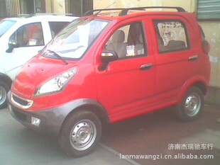 燃油代步车