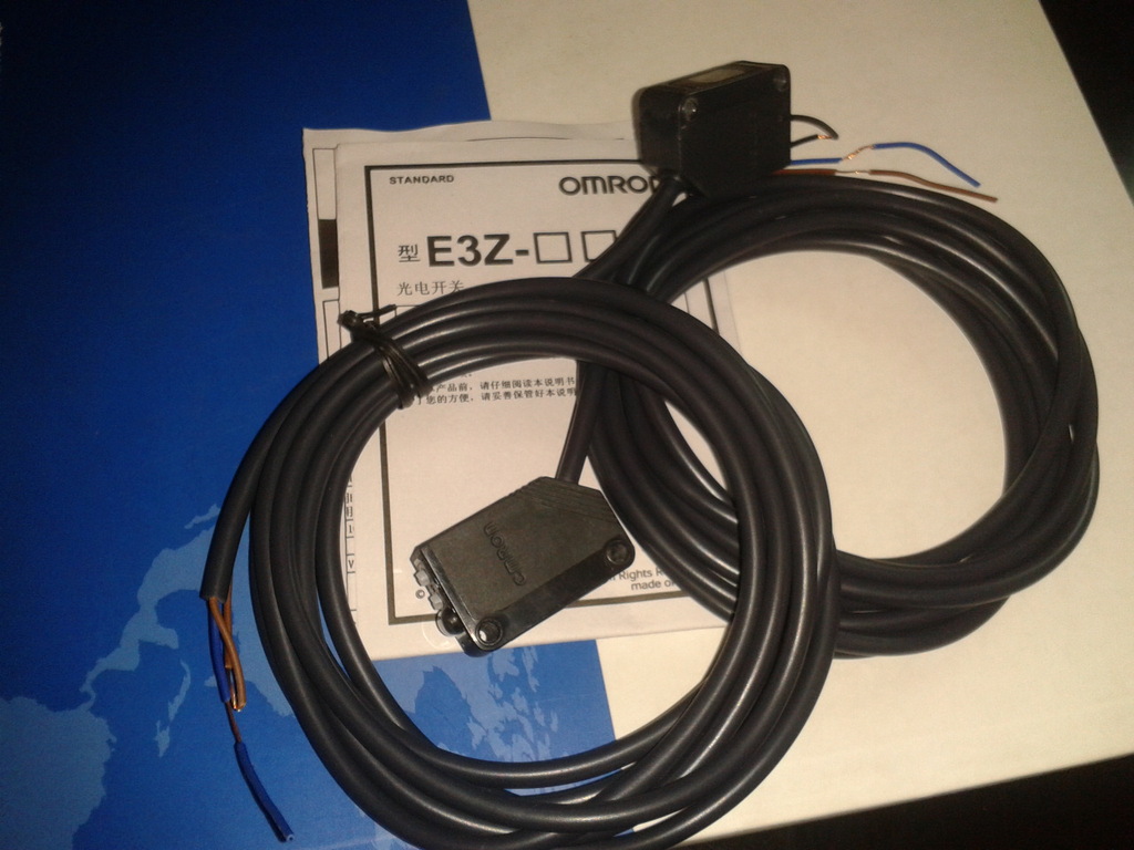 高品质omron欧姆龙pnp对射型光电开关e3z-t8