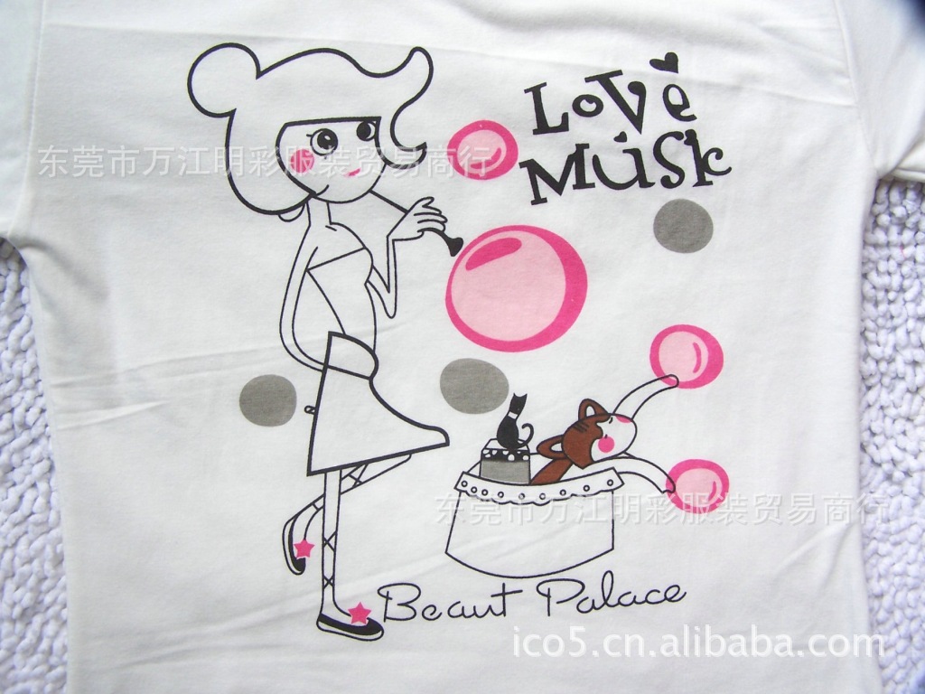 【低价<em>批发</em>时尚<em>靓妹</em>装 韩版修身<em>女装</em>T恤 广州