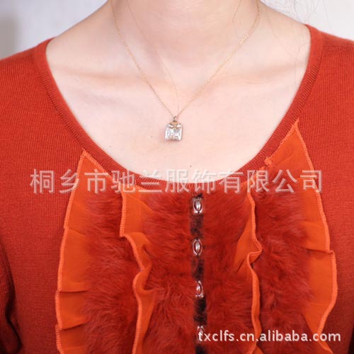 2012秋冬新款韩版女装大圆领毛边装饰气质中长款裙式羊毛衫 