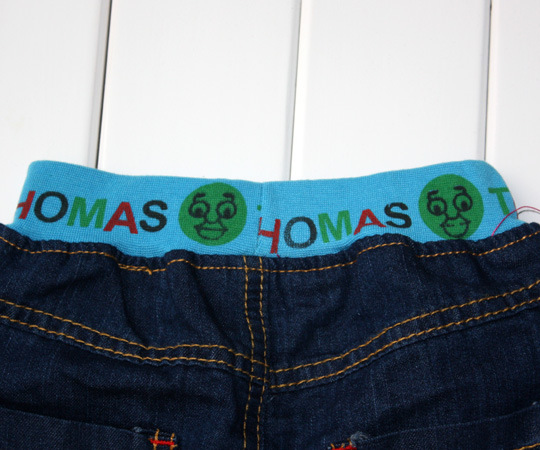 2012夏装新款<em>牛仔短裤</em> 时尚韩版 <em>蓝精灵</em>图案 虎