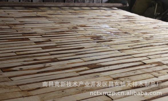 木材版 夹芯板 装饰材料板材 欢迎选购 _ 木材版