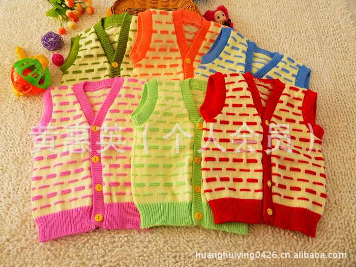 批发 热销儿童手工<em>毛线</em>马甲<em>背心</em> 纽扣<em>婴儿开衫</em>