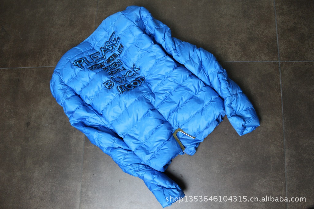【第六感<em>欧洲</em>站时尚经典<em>羽绒外套</em> 保暖<em>棉服</em> 独
