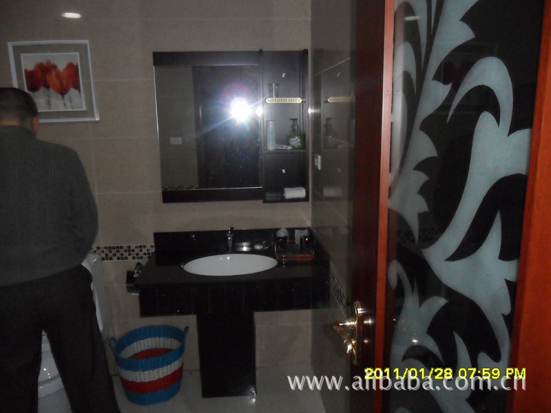 游击队抢占别墅区是因为起的比鸡还早?