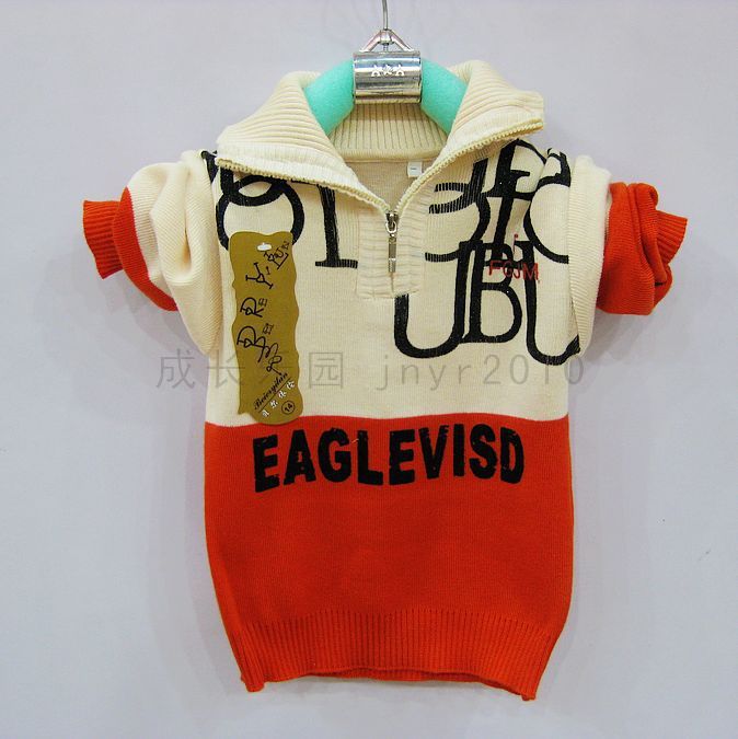 【织里<em>儿童毛衣</em>批发 字母<em>开衫</em>卡通翻领<em>斜肩</em>小
