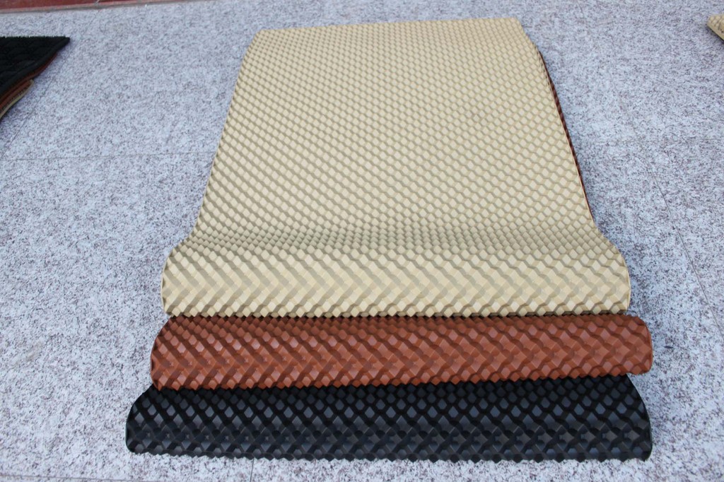 【2013新款汽车脚垫硅胶环保材质 品名水立方