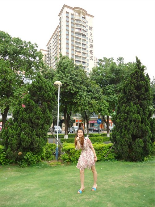 【最<em>美</em>厂<em>妹</em>】光着<em>脚丫子</em>打羽毛球+超声波-水桃