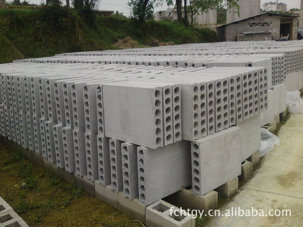 库存销售脱硫石膏、石膏砌块价格及生产厂家[