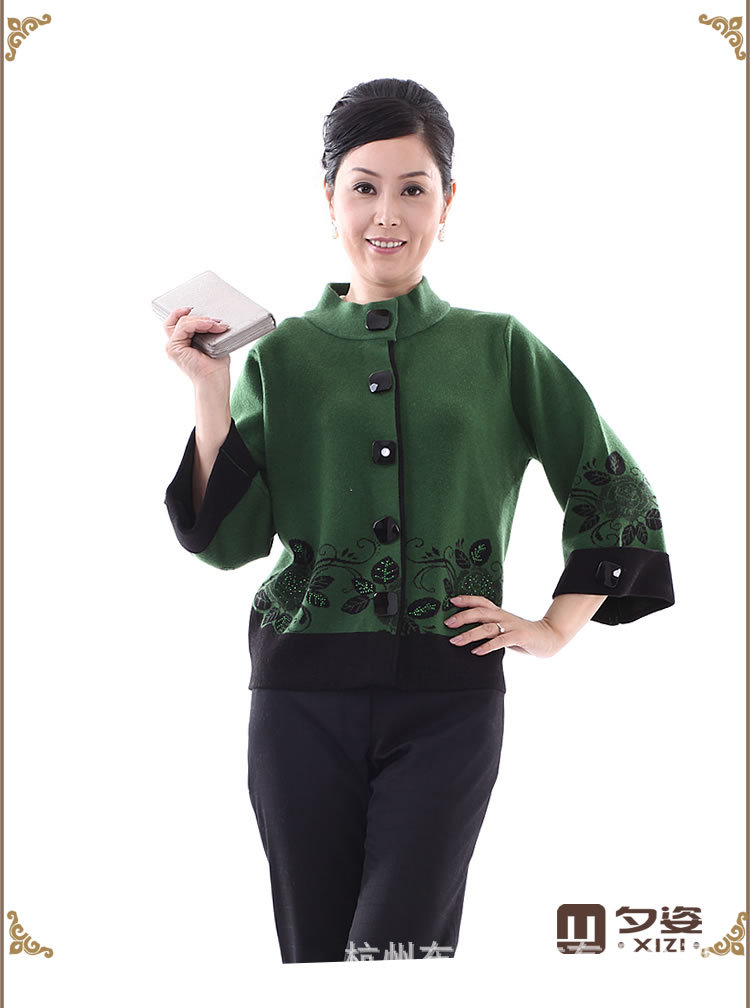 新款<em>中老年</em>秋装 <em>女羊毛</em>针织衫<em>开衫</em>毛衣 气质高