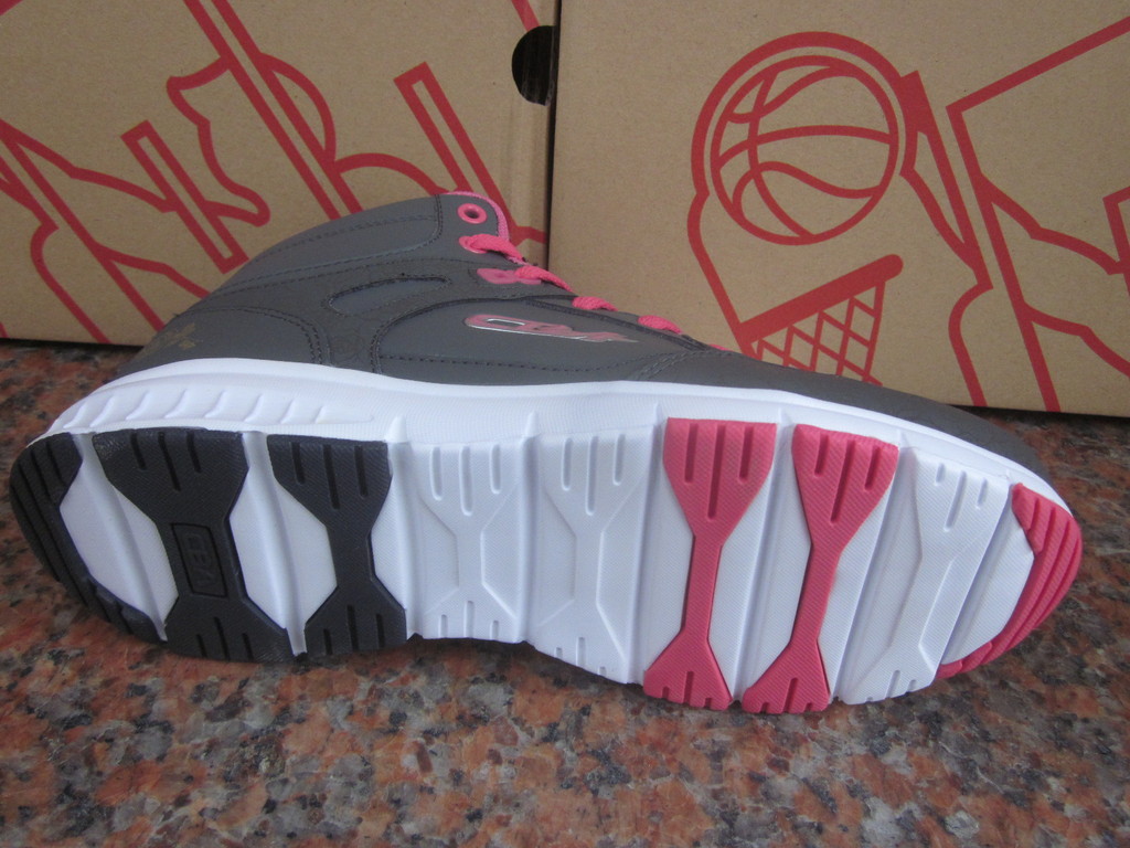 正品CBA<em>女棉鞋</em> CBA高帮运动鞋 <em>品牌</em>特价折扣