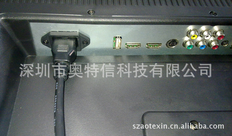 触控产品-32寸AIO红外触摸一体机,大尺寸一体