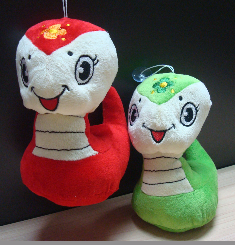 蛇年吉祥物_毛绒玩具蛇_蛇年礼品_蛇年挂饰_2013年吉祥物_蛇公仔_蛇毛绒玩具_2013年货_吉祥物_新年吉祥物_2013吉祥物_吉祥物定制_企业吉祥物_吉祥物定做_2013蛇年吉祥物定制加工代工