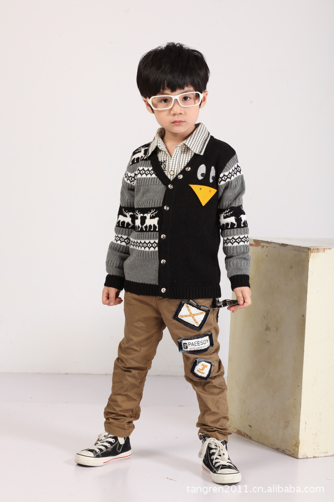 【韩版爆<em>款开衫儿童毛衣</em> 愤怒小鸟<em>条纹</em>V领男童