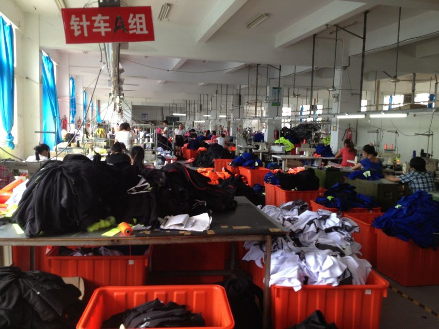 订做时尚<em>男装</em>百搭摇粒绒连帽开衫<em>立领马甲</em>(男