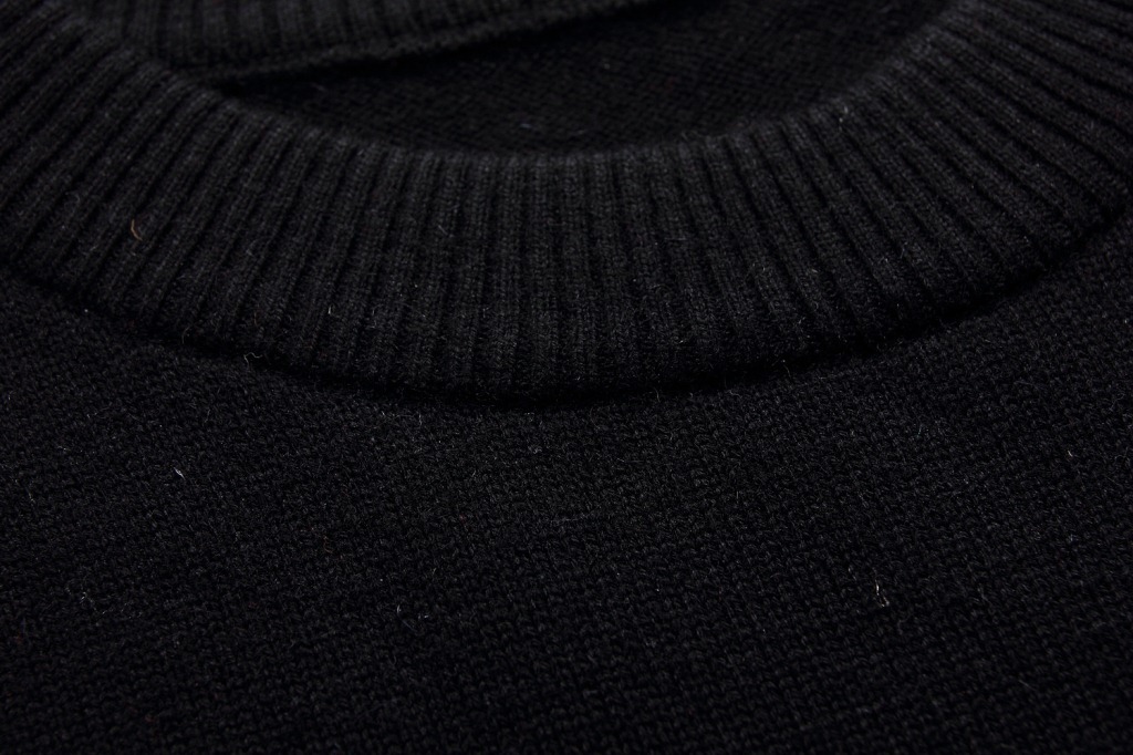 【2012冬装男装 <em>男士</em>个性<em>条纹配色</em>时尚<em>毛衣</em> 韩