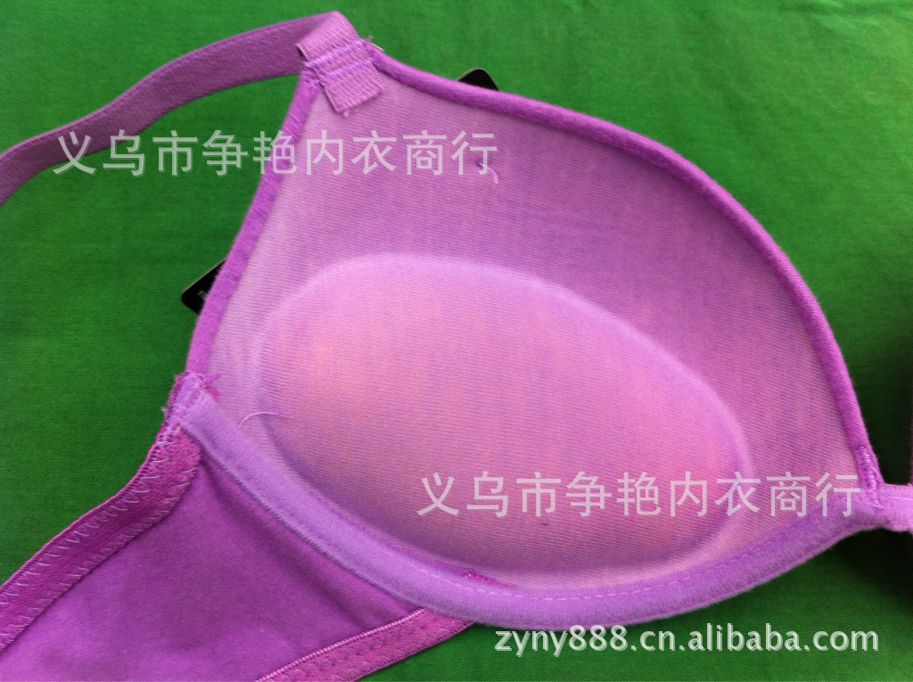 全棉<em>小杯加厚</em> 外贸<em>文胸</em>少女系列 有现货 8020#