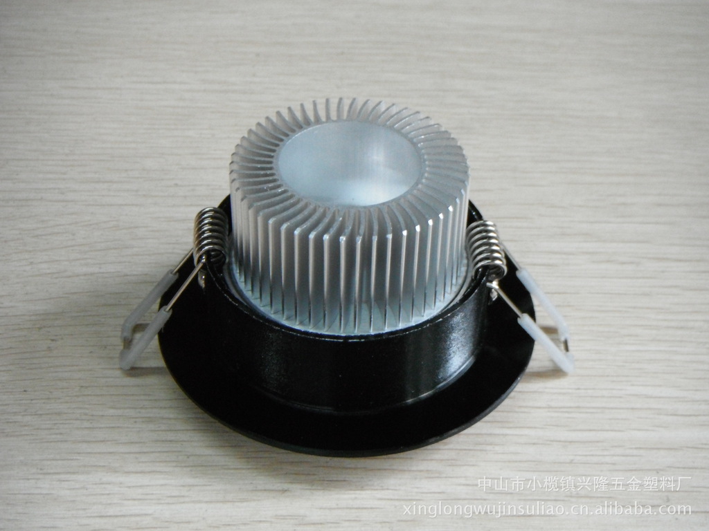 厂家供应 ф85 3*1W天花灯外壳铝件 平面斜边