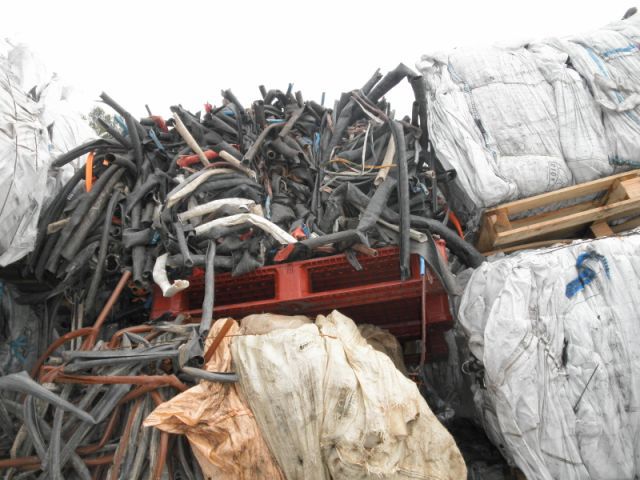 废塑料-大量供应进口pvc电缆皮-废塑料尽在阿