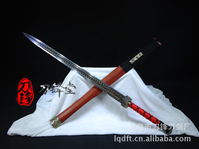 龙泉宝剑 特价精品 吴京<em>夺帅</em> 赤壁剑款 双槽镏铜