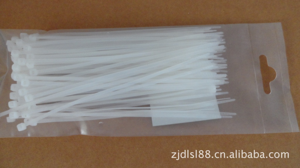 美国派直升机坦克车突查韩企工厂450人被抓三星SK慌了