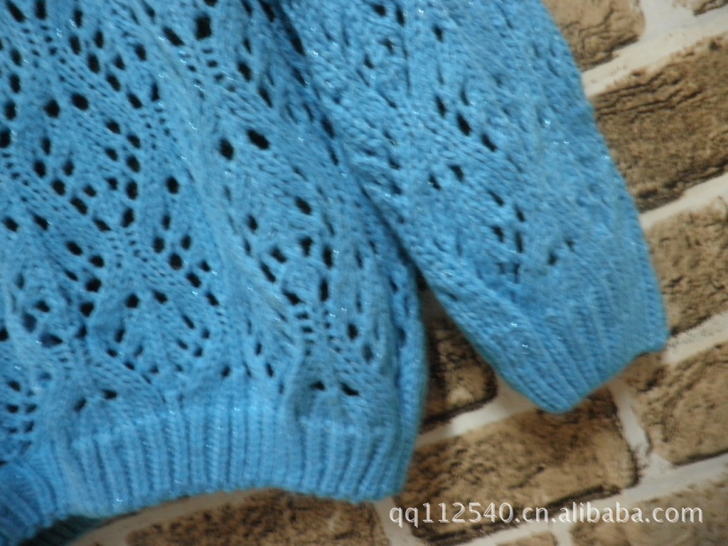 春款韩版镂空钩花<em>圆领</em>亮丝<em>彩线</em>混纺<em>毛衣</em>女 宽