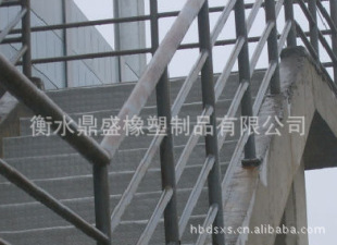 耐磨胶板-灰色橡胶石英板 高铁救援疏散通道专