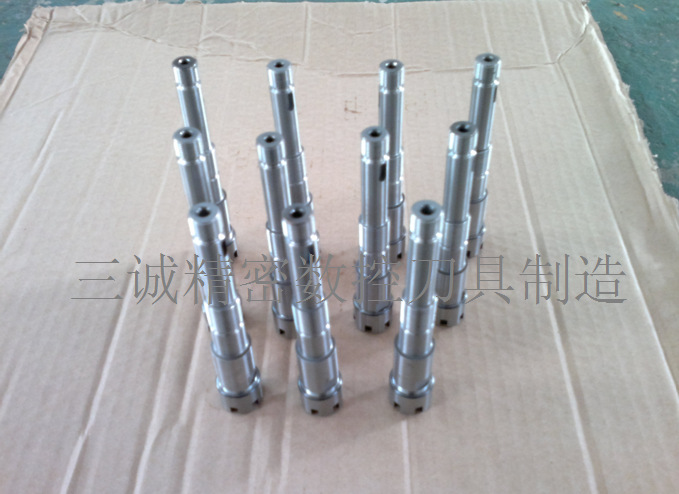 专业生产制造数控刀具，刀具附件，机械配件