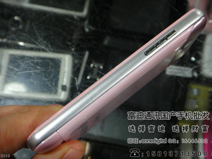 【【深圳手机批发】8150 女士纯屏手机 3.2寸