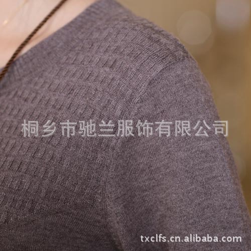 濮院羊毛衫羊绒衫批发女式针织衫厂家直销 