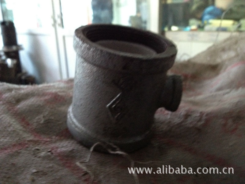 【迈克镀锌沟槽管件,碧通衬塑管,各种型号规格