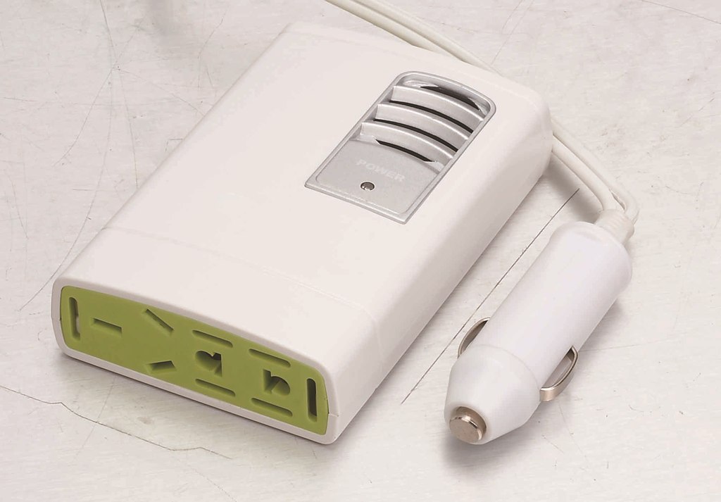 【修正波方波12V24V逆变器110V220V 电源转