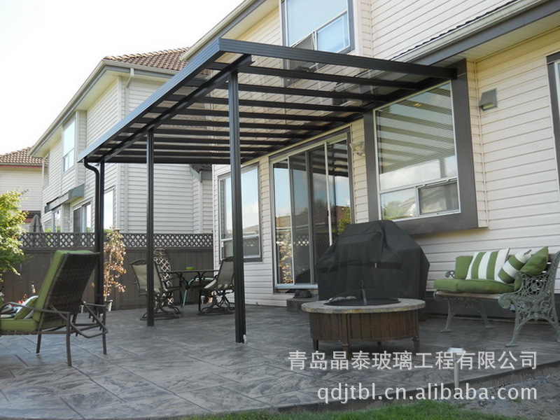 青岛钢结构玻璃雨棚 钢结构挡雨阳光棚专业玻璃工程公司直营图片_3