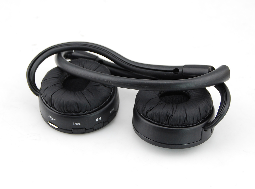 X3运动耳机MP3 后挂式耳机 多功能 折叠耳机