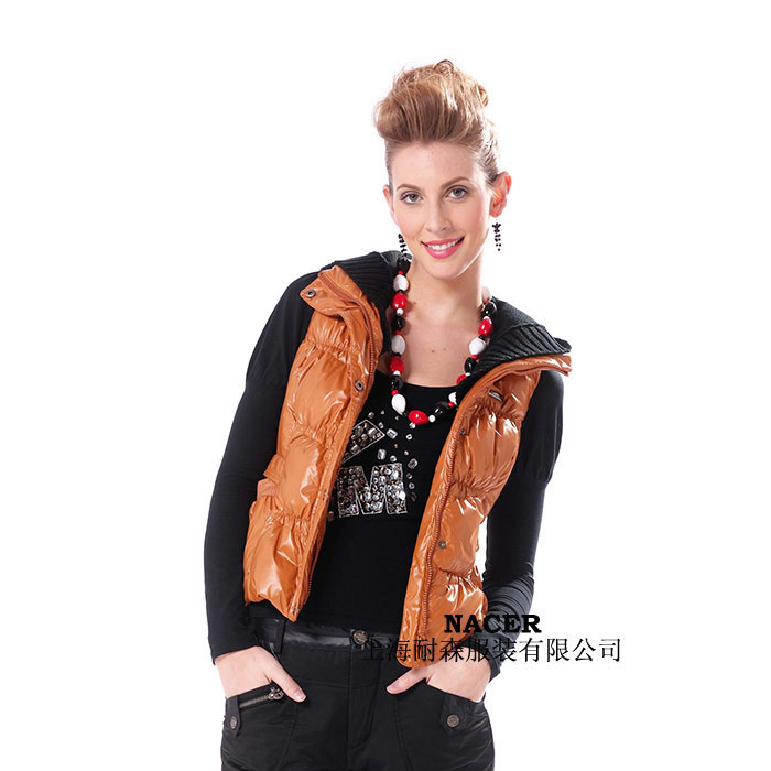 【厂家低价<em>定做羽绒马甲-定做</em>棉马甲-女式羽绒