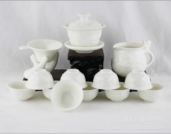 t109-14頭浮雕龍功夫茶具