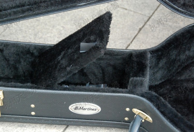 【黑色马丁尼品牌吉他琴箱 琴盒 古典吉他琴盒