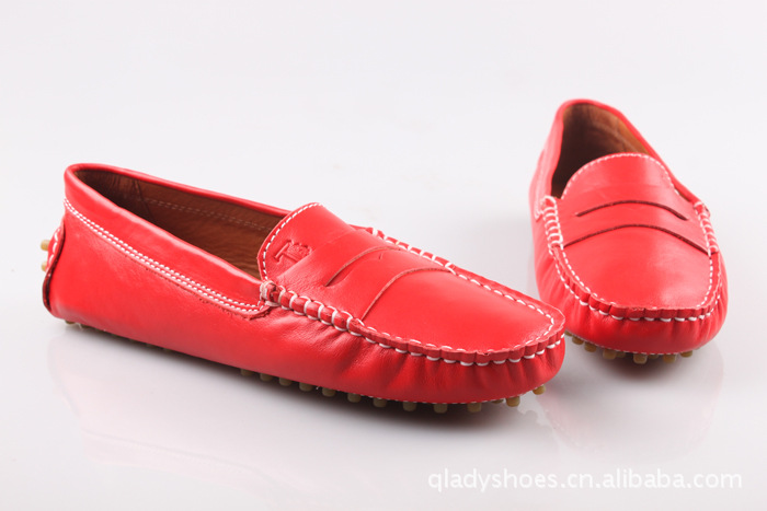 TOD'S专柜<em>女豆豆鞋批发</em> 女司机鞋法拉利女豆