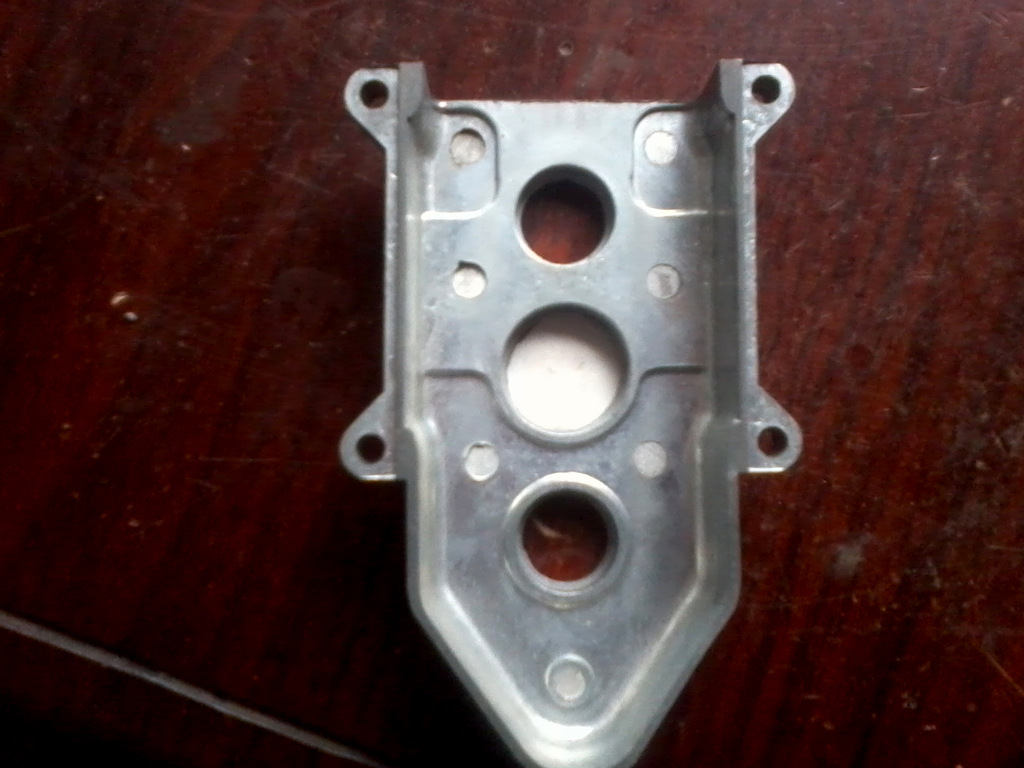 专业制作铝合金压铸件,铝铸件,翻砂件等图片,专