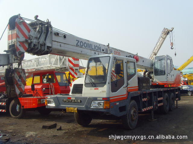 洛阳市二手吊车价格8T汽车吊12吨吊机16吨汽