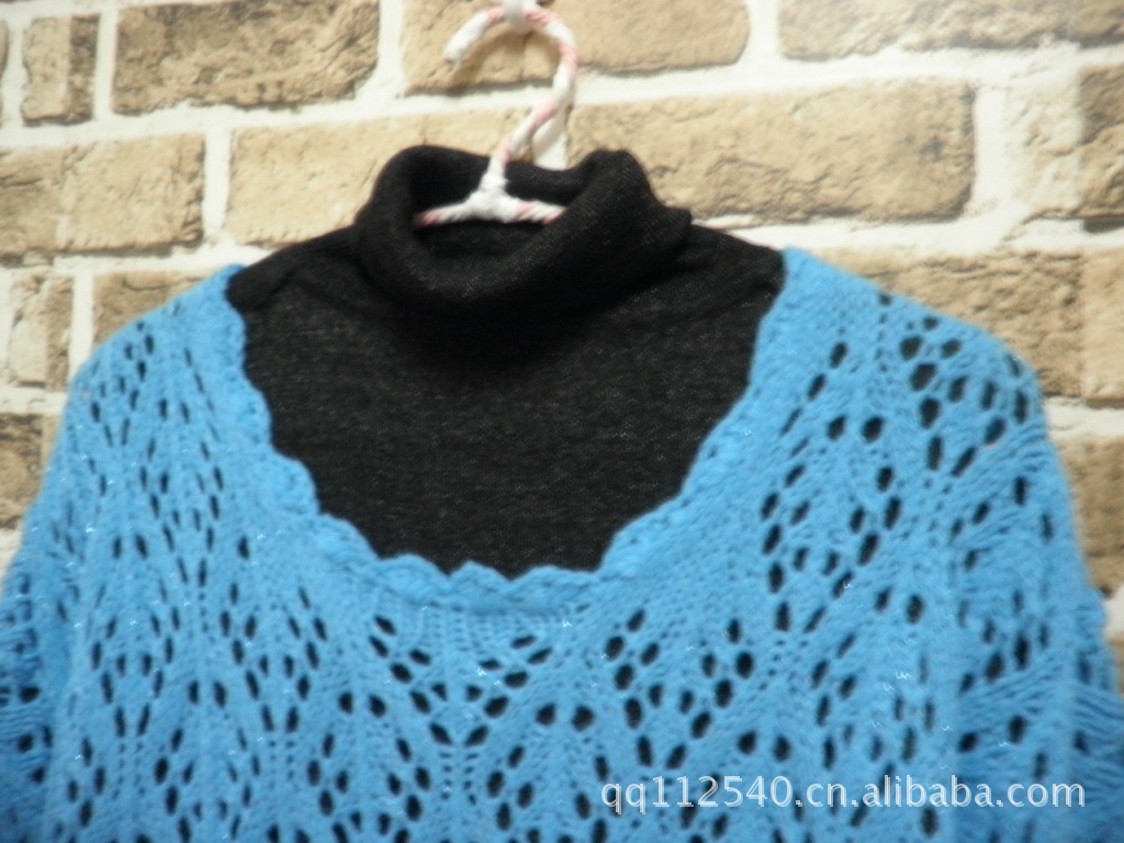 春款韩版镂空钩花<em>圆领</em>亮丝<em>彩线</em>混纺<em>毛衣</em>女 宽