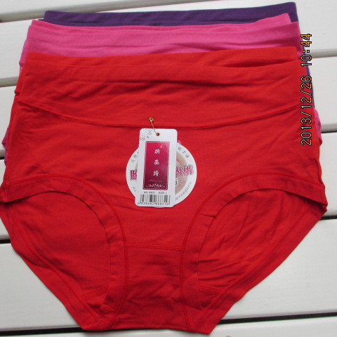 内裤-<em>女式</em>莫代尔棉收腹提臀中高腰<em>内短裤</em>-内裤