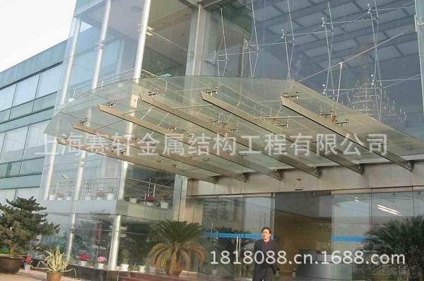 其他施工材料 玻璃雨棚 门头雨棚 有施工资质   适用场所:工厂,酒店