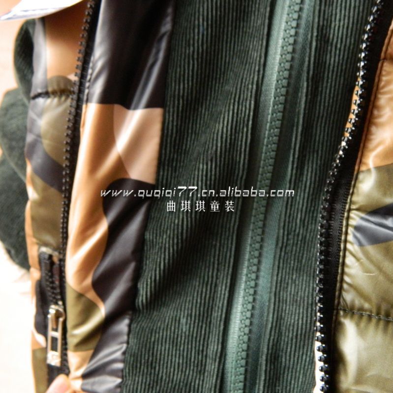 <em>冬季</em>新款童<em>外套</em> <em>男童</em>迷彩<em>帅气</em>双门襟棉衣 - 冬