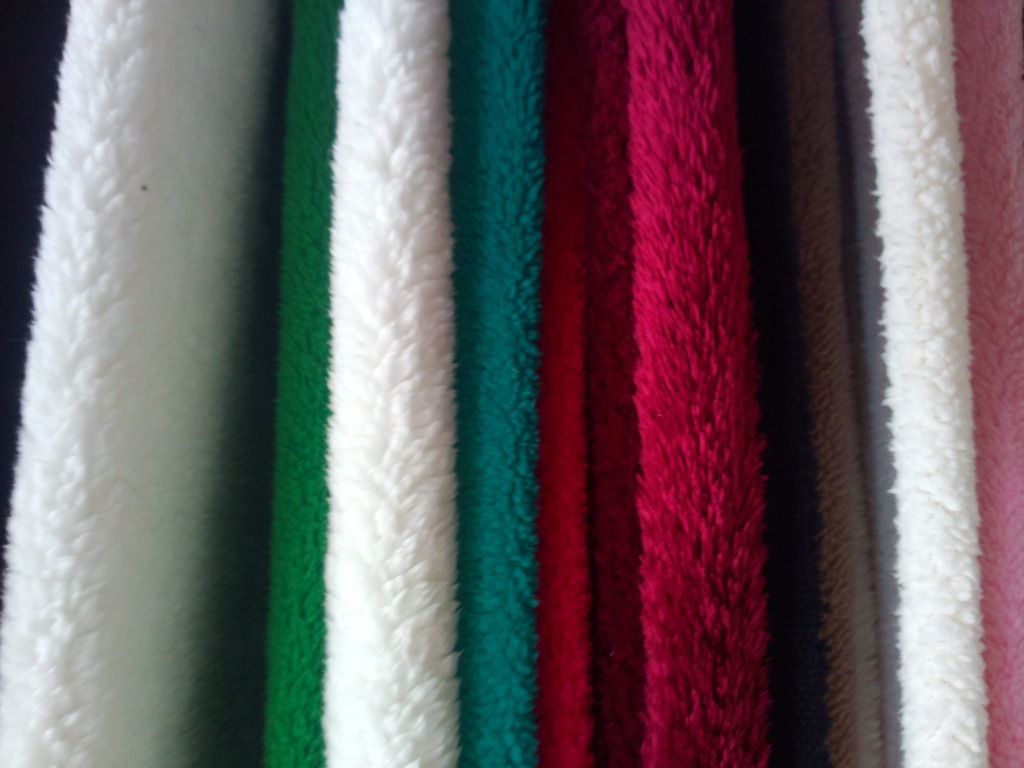 供应各色棉花绒 羚羊绒 热销布 图片