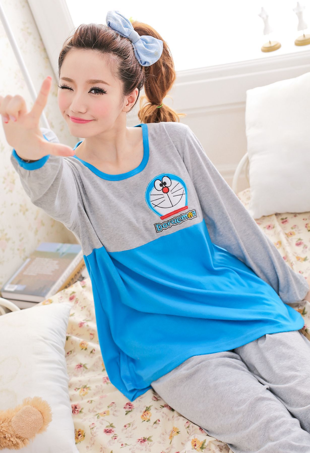 普宁<em>睡衣</em> 秋冬女式淘宝日韩系叮当猫珊瑚绒睡