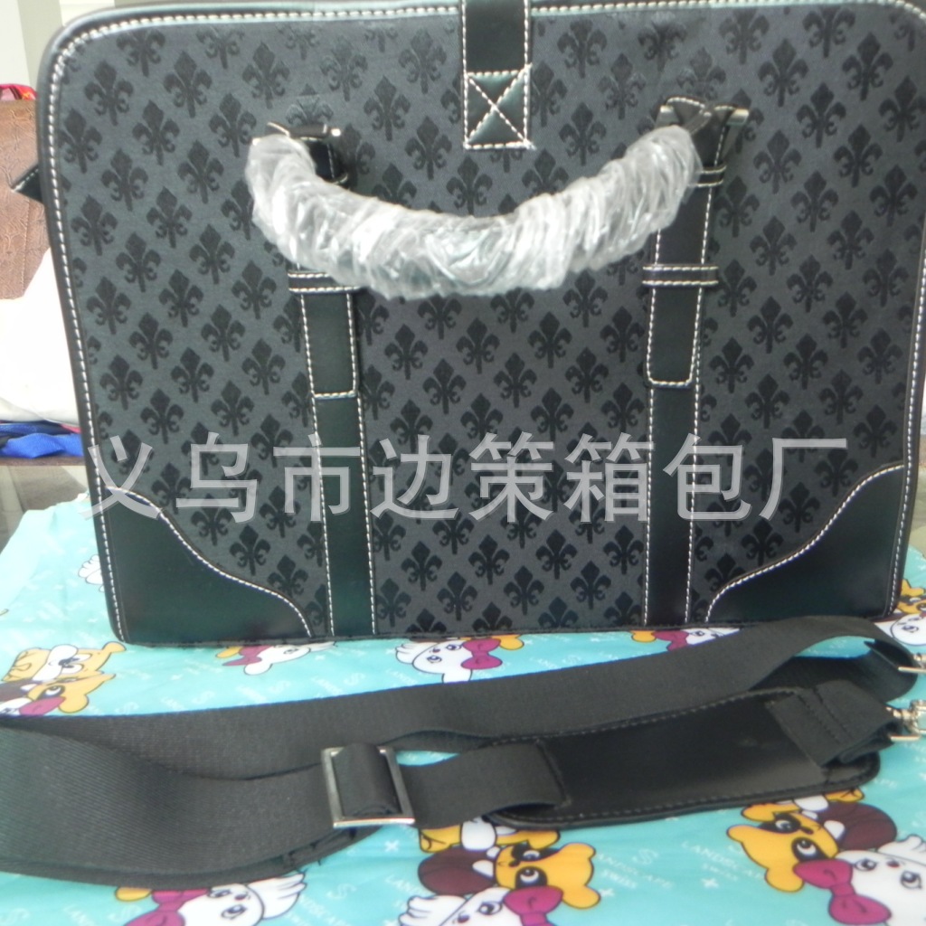 邊策箱包