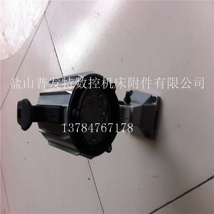 特供批发JL50F-3A卤钨泡工作灯 光线柔和聚光性好 最低价售起